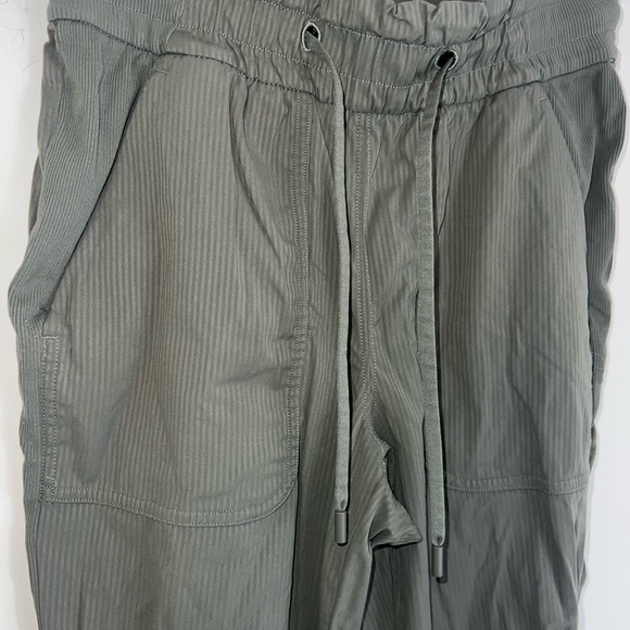 Lululemon Dance Studio Jogger green size 2 - Picture 5 of 13